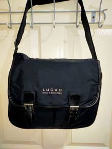 Lucas Sling Bag 