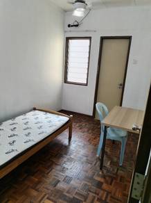 Room in Kulim, KDH