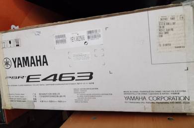 Yamaha keyboard with stand
