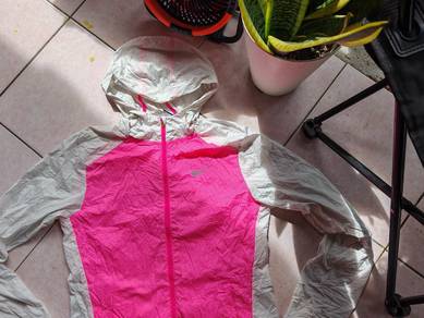 Nike Windrunner P18 (XS-S) 