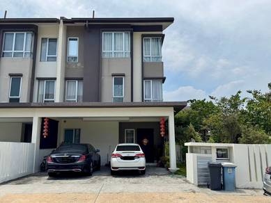 3-storey Terraced House For Sale in Telok Panglima Garang,SGR