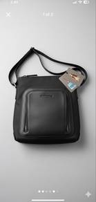 hush puppies bag f