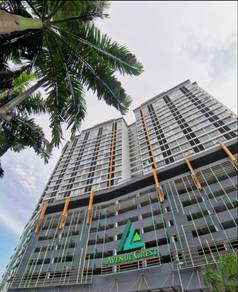 Service Residence For Sale in Avenue Crest