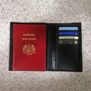 Exclusive PU Passport-cum-Card Holder