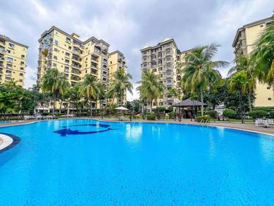 Condominium For Sale in Sri Manja Court