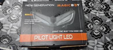 Lampu gaban LC 135 V8 (MAGIC BOY) 
