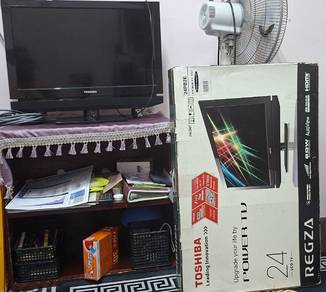 Toshiba REGZA 24PB2E 24” LCD TV