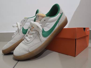 Nike Unisex SB Heritage Vulc Skate Shoes