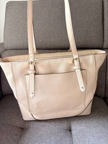 Michael Kors Totes Beigh