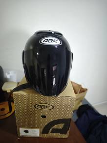 helmet arc dengan visor smoke