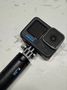 Go pro 10 with accessories for sell
