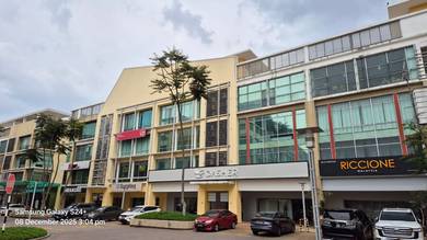 Shop lot For Sale in Setia Alam,SGR