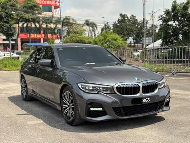 BMW 330i 30i M SPORT in Johor Bahru, JHR