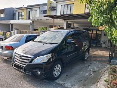 Toyota Innova G in Beranang, SGR