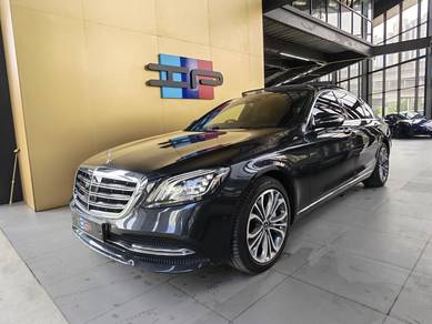 Mercedes Benz S560 560e in Salak Selatan, KUL