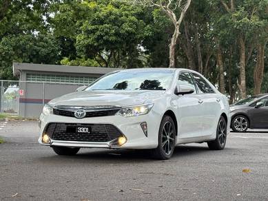 Toyota Camry HYBRID LUXURY in Johor Bahru, JHR