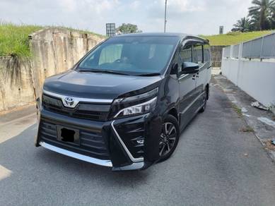 Toyota Voxy ZS KIRAMEKI II in Masai, JHR