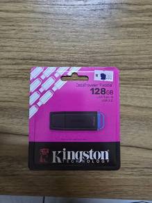 Kingston Data Traveler Exodia 128GB USB 3.2 Flash 