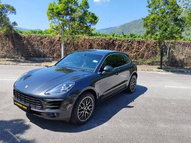 Porsche Macan  in Ayer Itam, PNG