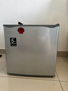 Mini Fridge / Peti Ais mini