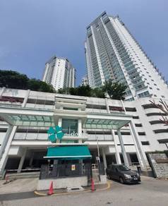 Condominium For Sale in The Clovers