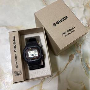 Gshock DW-5000R-1A (MADE IN JAPAN)