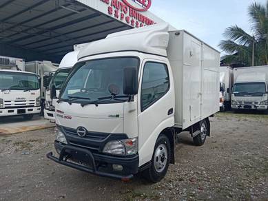 2013/14 HINO WU600R Alu Box 10'3 (1 LHS Door)