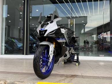 Yamaha YZF-R15