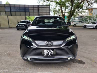 Toyota Harrier Z in City Centre, KUL