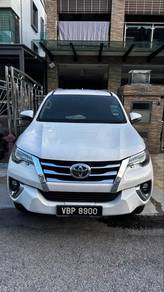 Toyota Fortuner SRZ in Country Heights Damansara, KUL