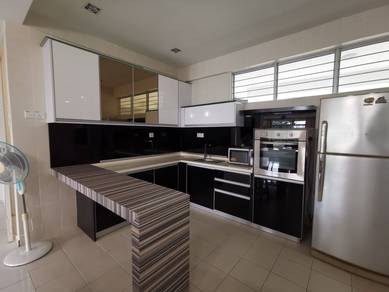 Condominium For Rent in The Waterfront