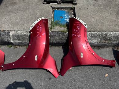 No 21-7-8 Nissan Juke Front Fender Japan