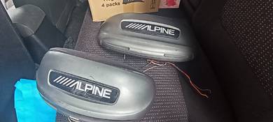 Speaker bantal alpine