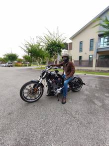 Harley-Davidson Breakout