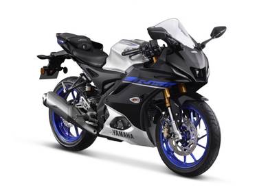Yamaha R15