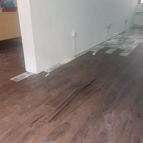 WE INSTALL VINYL FLOOR l pasang lantai jenis vinyl