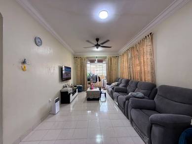 Apartment For Sale in Villa Bestari