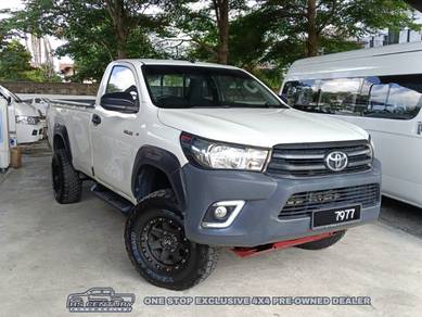 Toyota Hilux MT in Klang, SGR