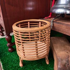 Vintage Bakul Rotan Plastik Nordic Style 25x32cm