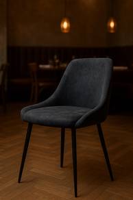 Vero Chair.