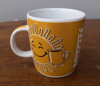 Vintage smooth & creamy Nescafe mug