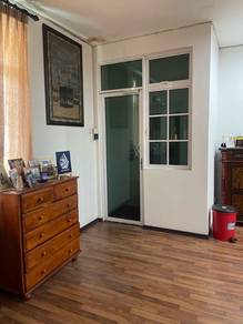 Bungalow House For Sale in Pulau Tikus,PNG