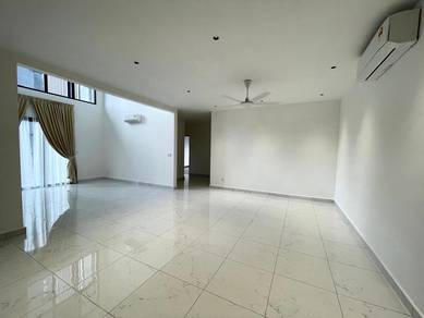 Condominium For Sale in Damansara Seresta