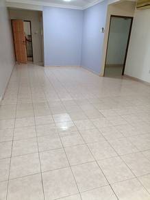 Condominium For Rent in Amadesa Resort Condominium