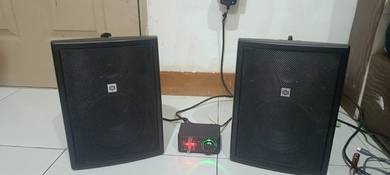 show Speaker system with woofer and Mini Amplifier