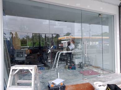 Frameless Tempered Glass