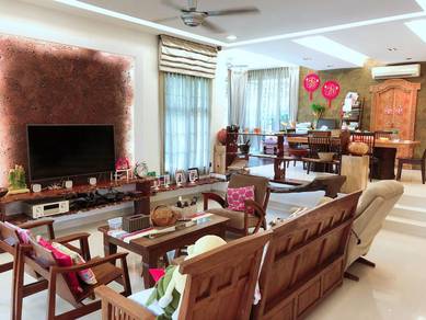 Semi-Detached House For Sale in Gombak,SGR