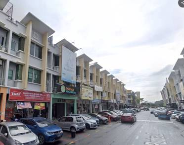 Flat For Sale in Shop Apartment Taman Putra Kajang