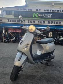 Vespa LT 150