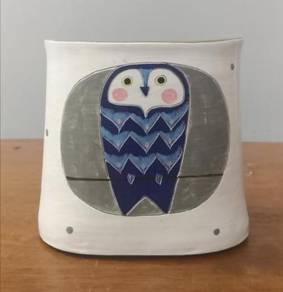 Owl pottery vase oval